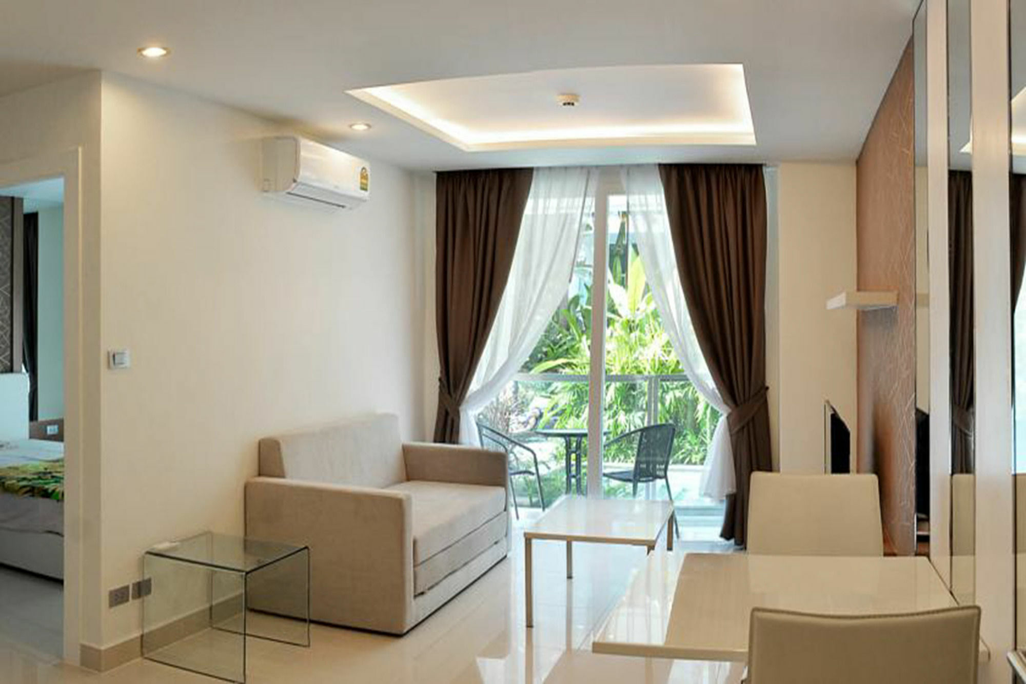 Amazon Pattaya Jomtien Apartments Екстериор снимка