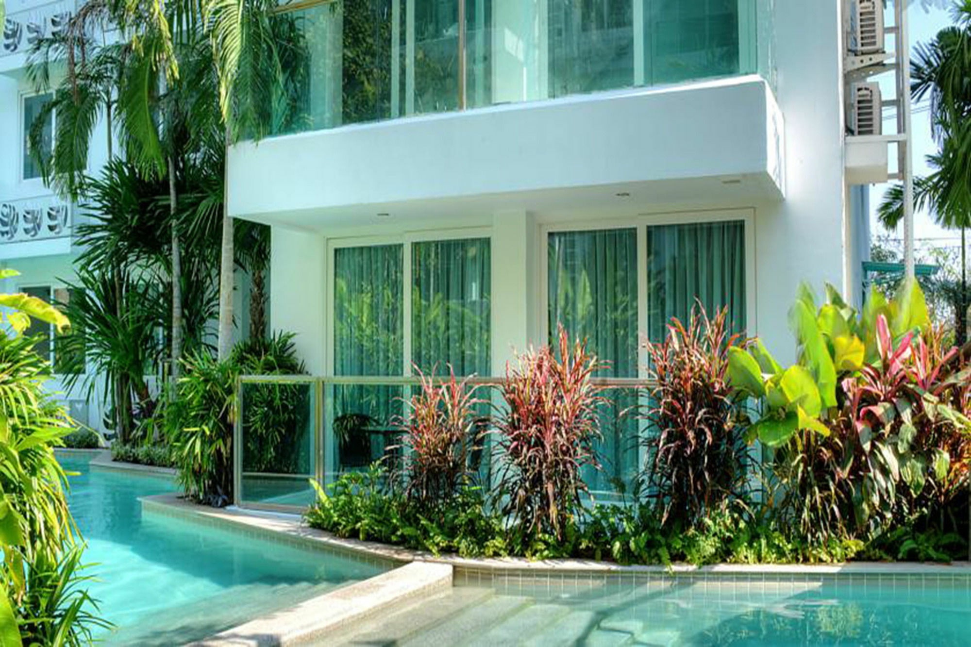 Amazon Pattaya Jomtien Apartments Екстериор снимка