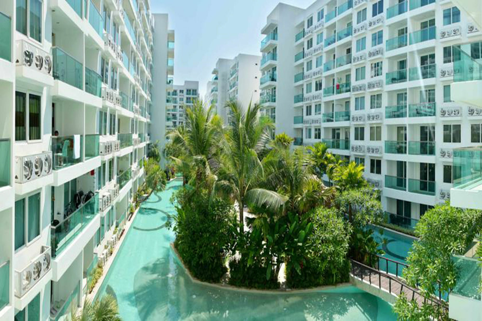Amazon Pattaya Jomtien Apartments Екстериор снимка