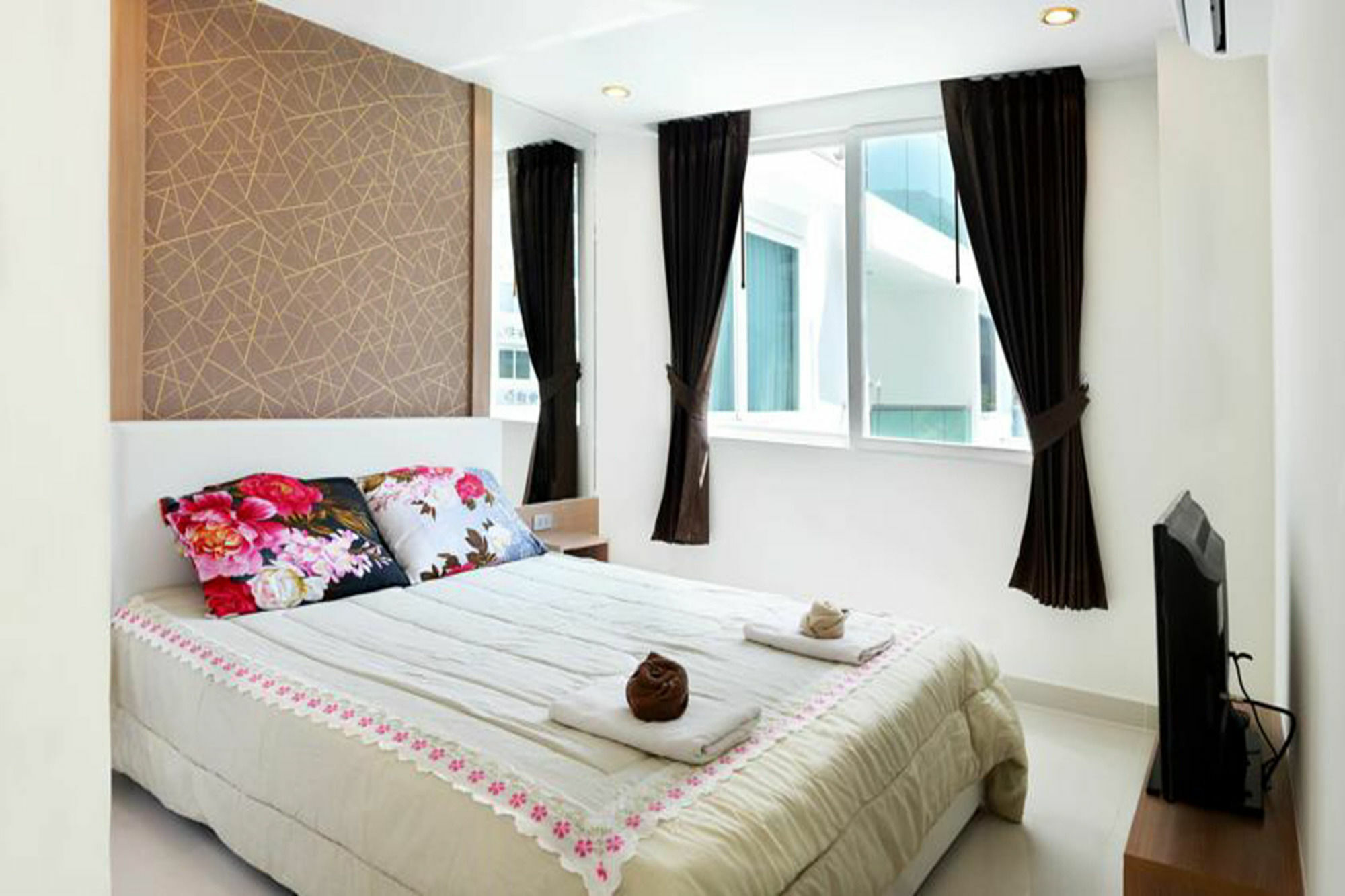 Amazon Pattaya Jomtien Apartments Екстериор снимка